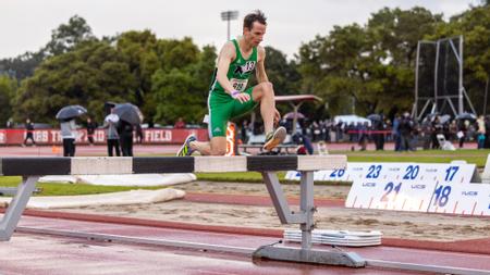 Steeple Crew Shows Out on West Coast, UND Takes Part in Two Meets