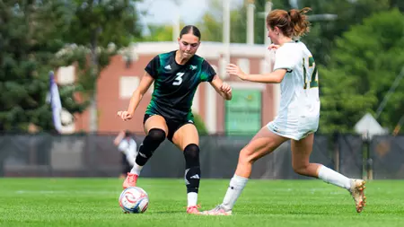 Soccer Closes Exhibition Play with Shutout Win Over Regina