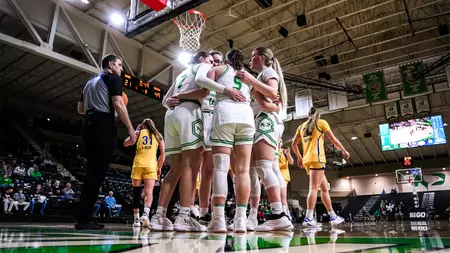 Women’s Basketball Drops to Hot-Shooting Jackrabbits