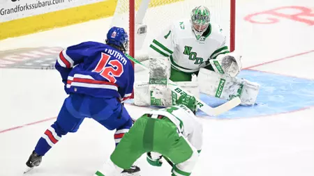 No. 6 UND rolls to 6-1 exhibition victory over U.S. Under-18 Team