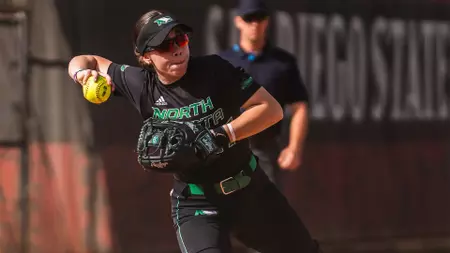 Hawks Pick up Two More Wins to Conclude Velvet Milkman Classic with 5-0 Record