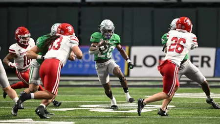 No. 5 South Dakota spoils North Dakota\'s Senior Day, 42-36