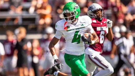 NOTES: No. 16/17 North Dakota to host Valparaiso for Homecoming
