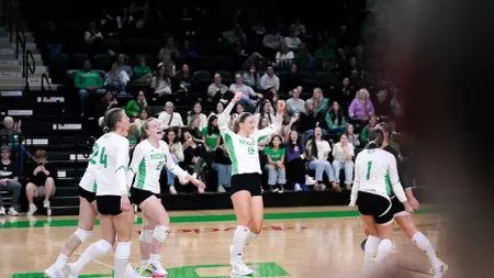 Hawks Fall in Three Sets to Denver on Thursday Night