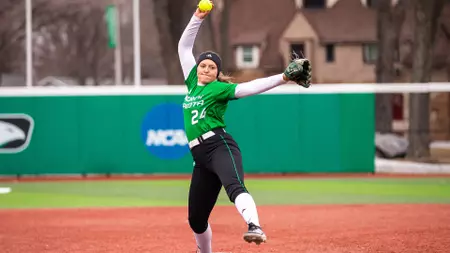Livesay Earns NFCA Division l Third Team All-Region Honors