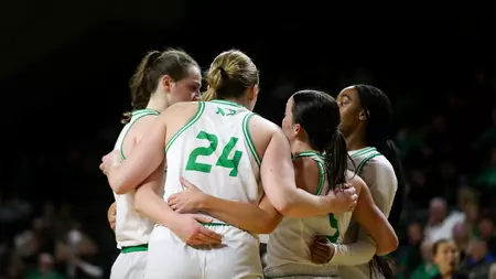 NOTES: UND Heads East to Take on Green Bay