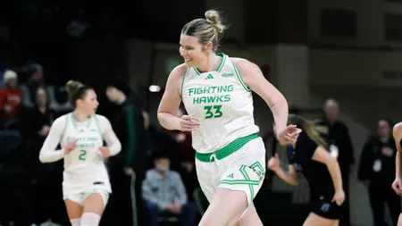 Three Score in Double Figures as UND Tops Mayville State