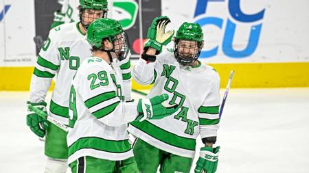 No. 1 UND rolls to 5-0 win over Bemidji State to secure weekend sweep