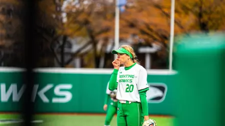 NOTES: UND Softball Opens Season in Honolulu with Paradise Classic