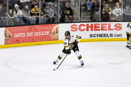Gavin Lindberg joins Fighting Hawks ahead of 2026-27 campaign
