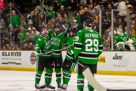 Three Fighting Hawks earn NCHC weekly honors