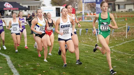 Weiler, Hrebacka pace Fighting Hawks at NCAA Midwest Regional