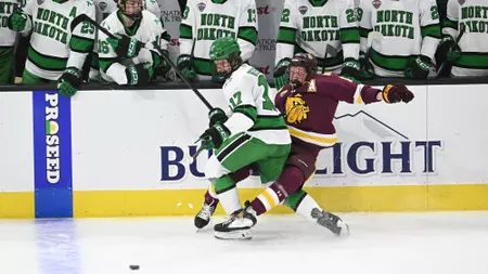 NOTES: No. 3 North Dakota, No. 10 Minnesota Duluth set for top-10 clash