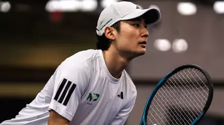 Matsumura Clinches Final Singles Match, Hawks Win 4-3