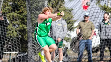 Hammer Throw Kicks Off NDSU Spring Classic for UND