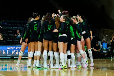 Fighting Hawks Outlasted by Kent State in Three Sets