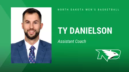 Men’s basketball adds Ty Danielson to coaching staff