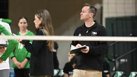 UND Volleyball signs two for 2025 season